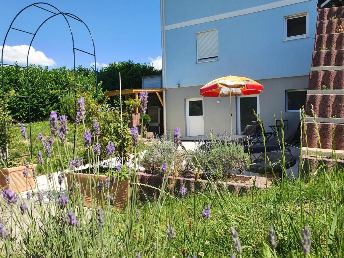 Maison D'Hotes Bleu Cudrefin Luaran gambar