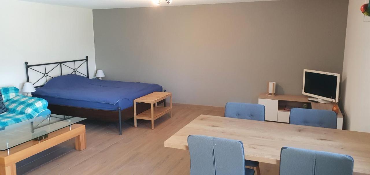 Maison D'Hotes Bleu Cudrefin Luaran gambar